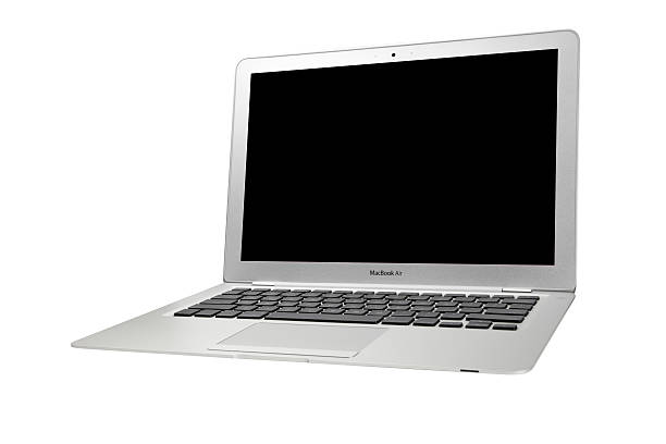 macbook air mit einem leeren bildschirm - apple macintosh laptop computer isolated stock-fotos und bilder