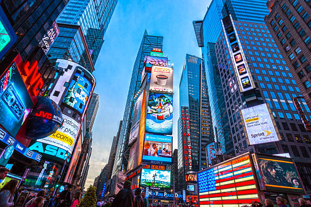 타임스 스퀘어, 뉴욕시, usa). - broadway urban road theater marquee advertisement 뉴스 사진 이미지