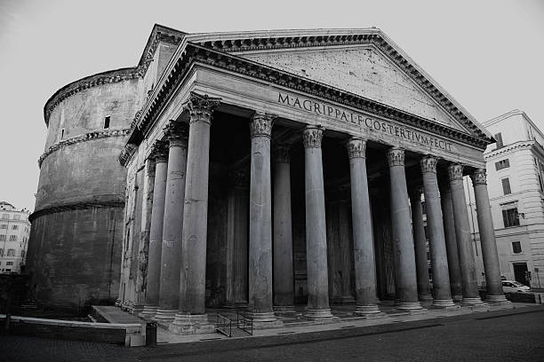 istock view of Pantheon in Rome, Italy 472119102