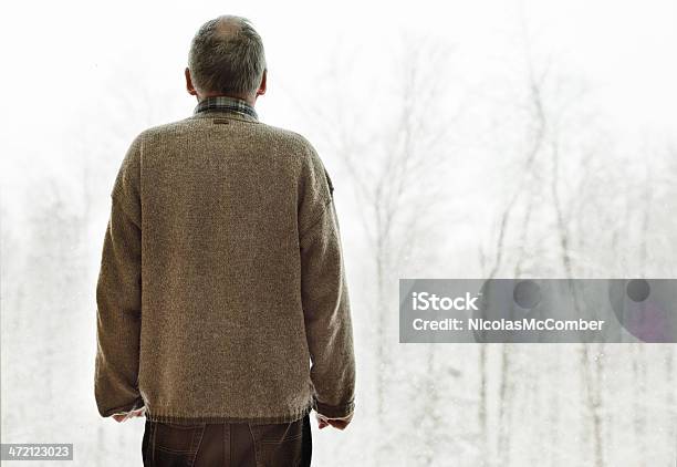 Alter Mann Gesichter Letzten Winter Stockfoto und mehr Bilder von Alter Erwachsener - Alter Erwachsener, Rückansicht, Senioren - Männer
