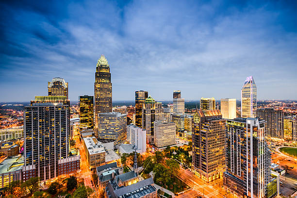 istock Charlotte, North Carolina Skyline 472126084