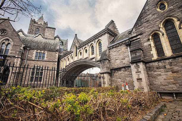 christ church dublin - christ church cathedral стоковые фото и изображения