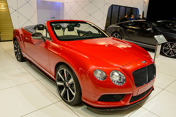 ベントレーコンチネンタル gtc - bentley ストックフォトと画像