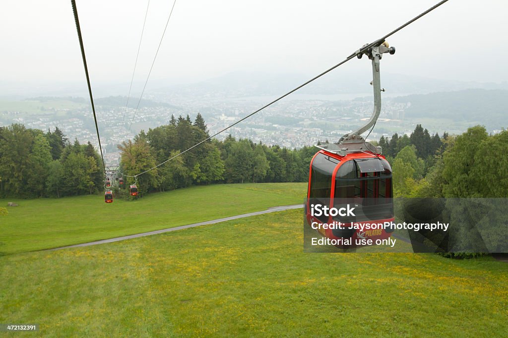 Cable car at Pilatus Горы - Стоковые фото Башня роялти-фри