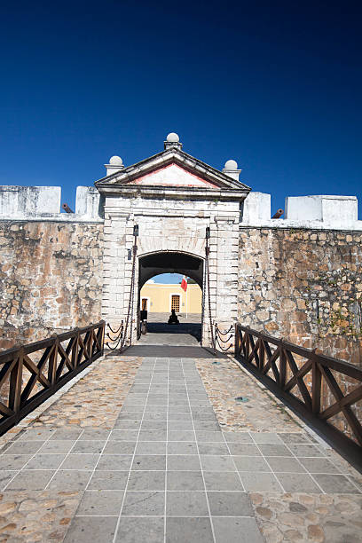 musée d'histoire d'acapulco - fort san diego photos et images de collection