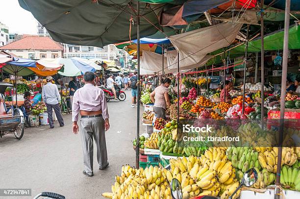 Kandal Mercato A Phnom Penh Cambogia - Fotografie stock e altre immagini di Affari - Affari, Affari finanza e industria, Affollato