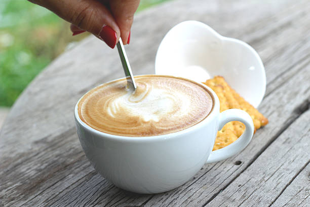 istock Hot latte coffee in glass 472155256