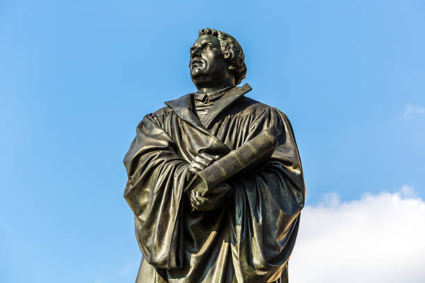 martin luther-religious leader 황후상 in 드레스덴 - martin luther 뉴스 사진 이미지