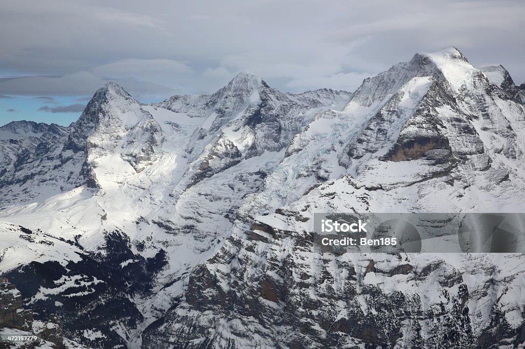 Alpi Bernesi - Foto stock royalty-free di Alpi