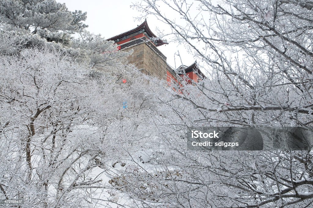 Тайшань в снег - Стоковые фото Азия роялти-фри