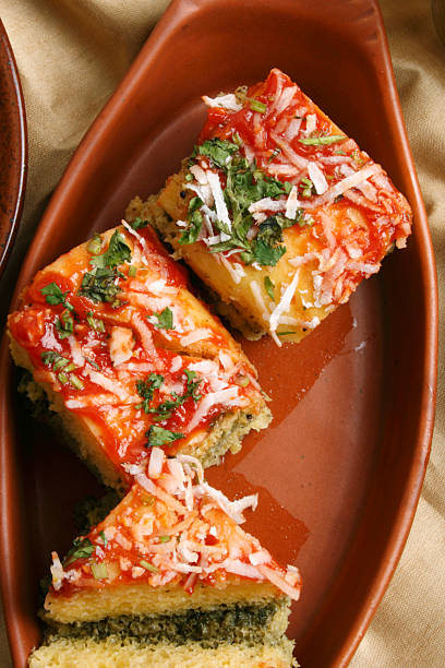 istock Paneer Palak Dhokla 472163785