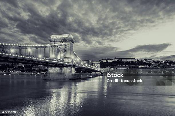 Photo libre de droit de Pont À Chaînes Széchenyi banque d'images et plus d'images libres de droit de Architecture - Architecture, Bleu, Budapest