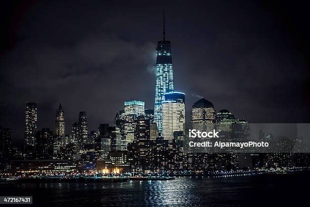 Lower Manhattan Financial District Bei Nachtv Stockfoto und mehr Bilder von Beleuchtet - Beleuchtet, Lichtquelle, Nacht