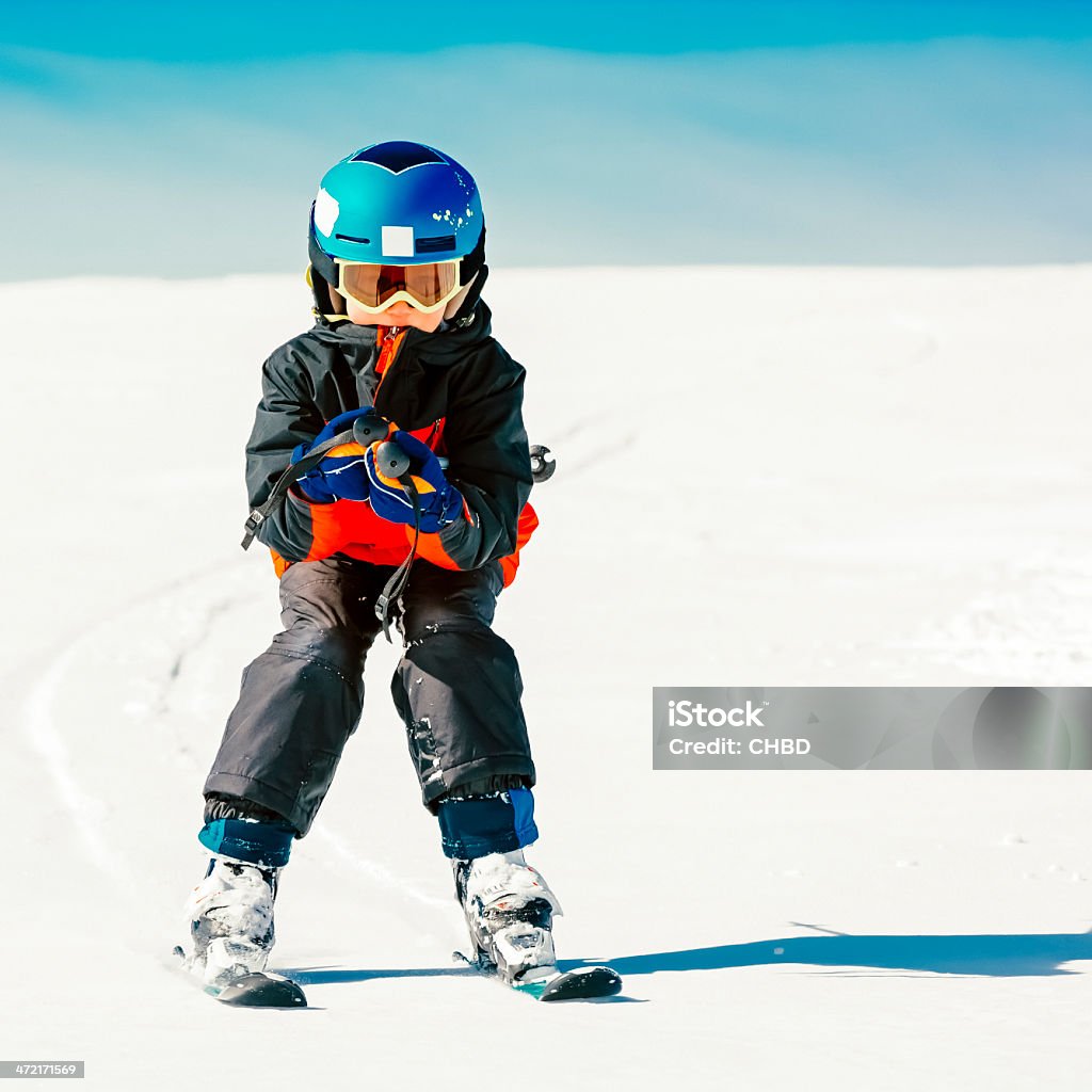 お子様のスキー - スキーのロイヤリティフリーストックフォト
