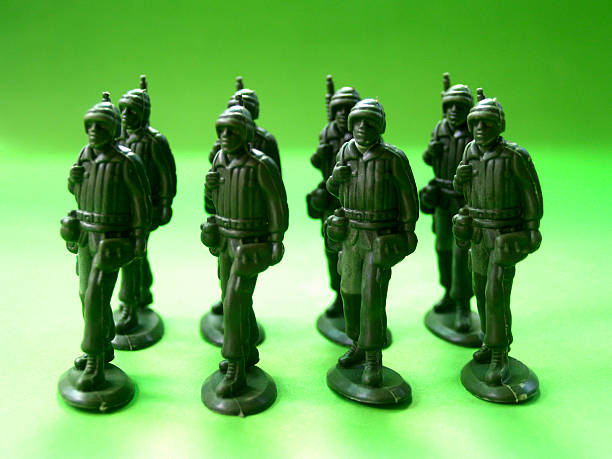 istock Green Army toy soldiers 472172615