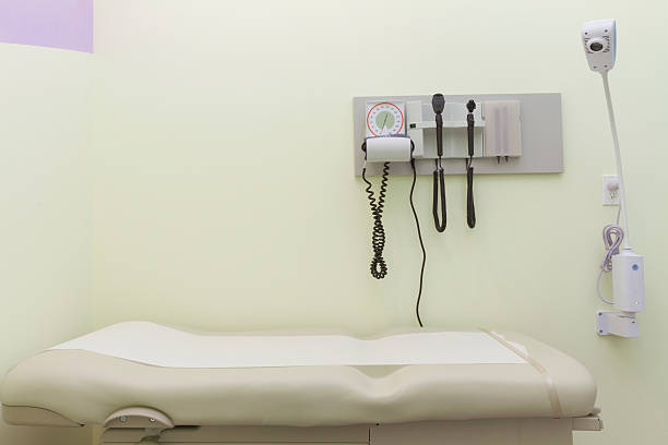 A doctors office examination room Examination room at a doctor's office doctors office stock pictures, royalty-free photos & images