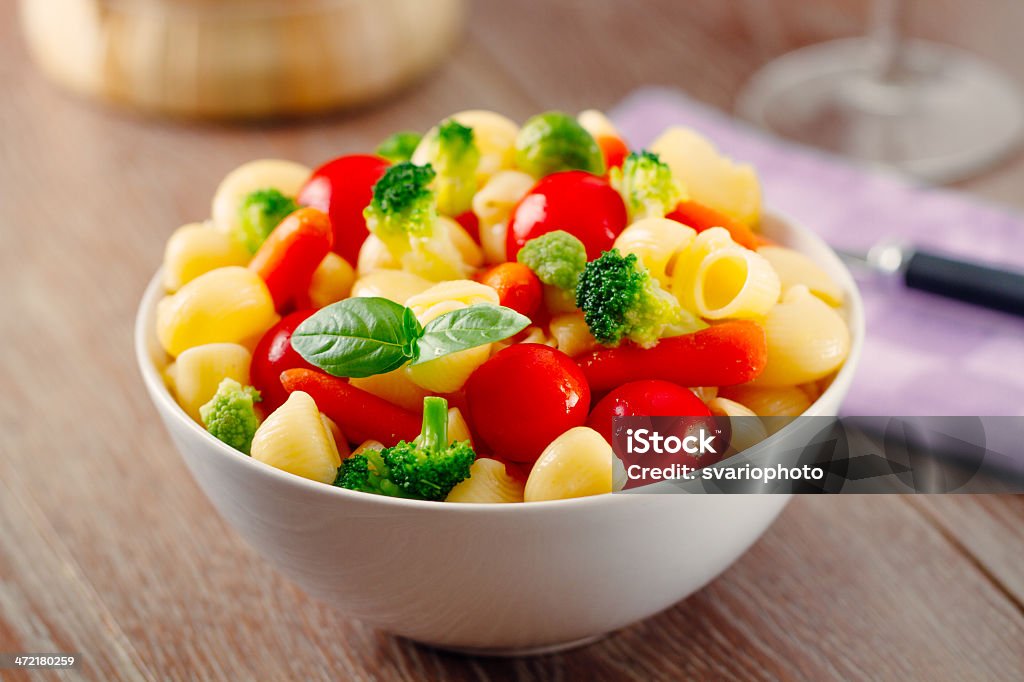 Pasta con verdure miste - Foto stock royalty-free di Alimentazione sana