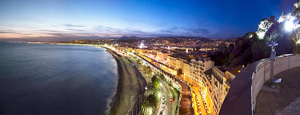 nice, na riviera francesa - city of nice france french riviera promenade des anglais imagens e fotografias de stock