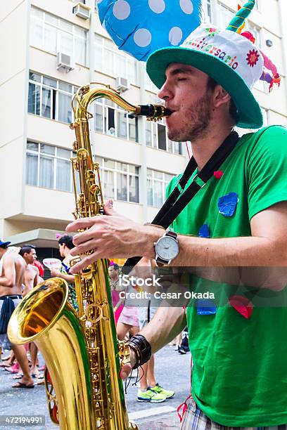 Foto de Carnaval No Rio De Janeiro e mais fotos de stock de Adulto - Adulto, Adulto de idade mediana, Alegria