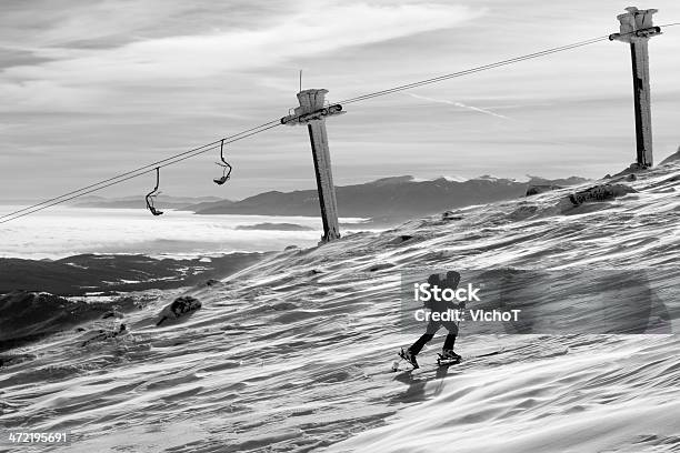 Skifahren Abseits Der Piste Stockfoto und mehr Bilder von Abenteuer - Abenteuer, Abgeschiedenheit, Aktivitäten und Sport