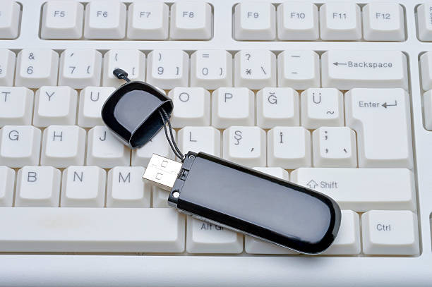 Computer Storage Keyboard 130+ Computer Keyboard Pc Memories Storage Compartment Stock Photos ...