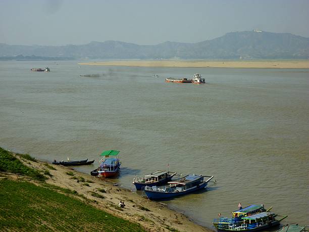 istock Ayeyarwady riverside, Bagan Myanmar 472201141