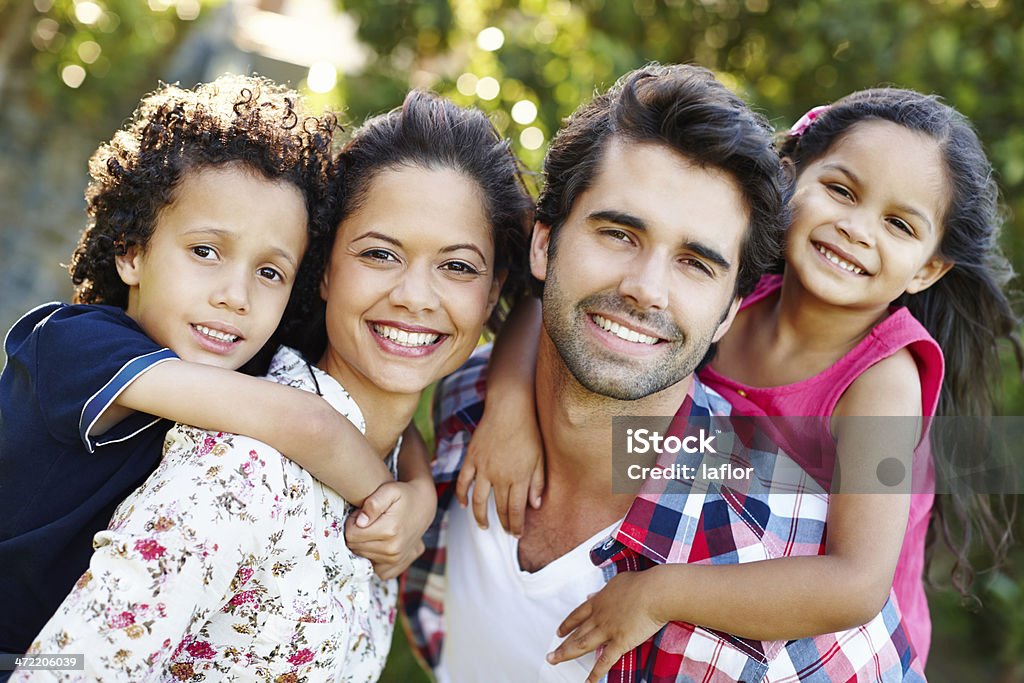 Sie sind so eine süße Familie! - Lizenzfrei Attraktive Frau Stock-Foto