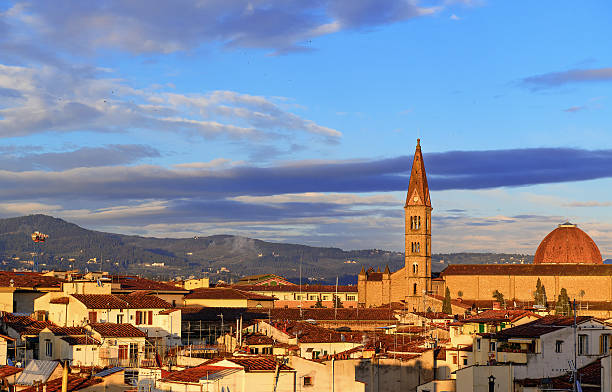 istock Santa Maria del Fiore  at dusk 472207597