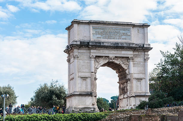 арка тита - arch of titus стоковые фото и изображения