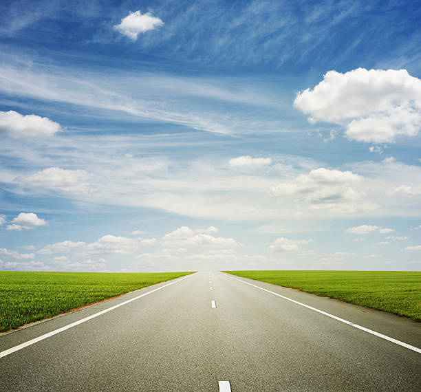 istock beautiful view of roadway 472230262