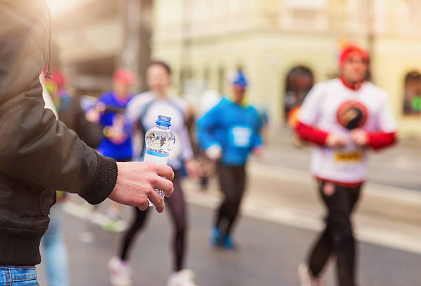 istock Running in the city 472237594
