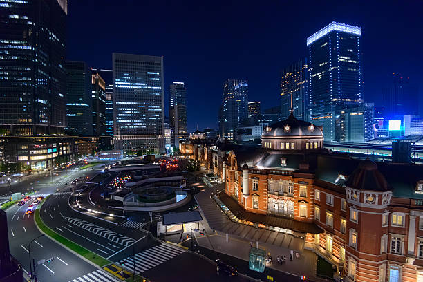 istock Night scene of Tokyo Station 472262212