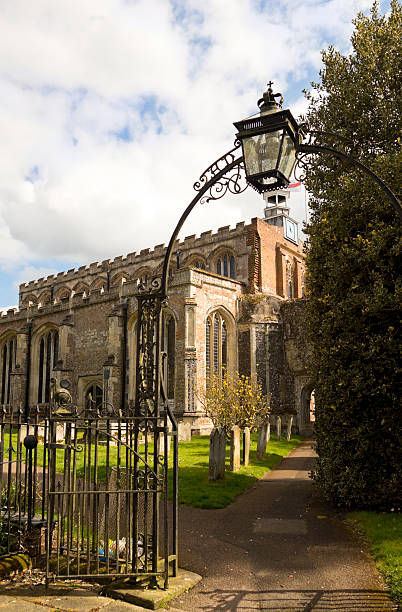 este bergholt church, iglesia y puerta, suffolk - john constable fotografías e imágenes de stock