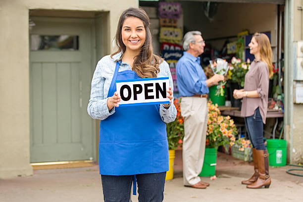 istock Open for Business: Hispanic Small Business Flower Shop Owner 472284862