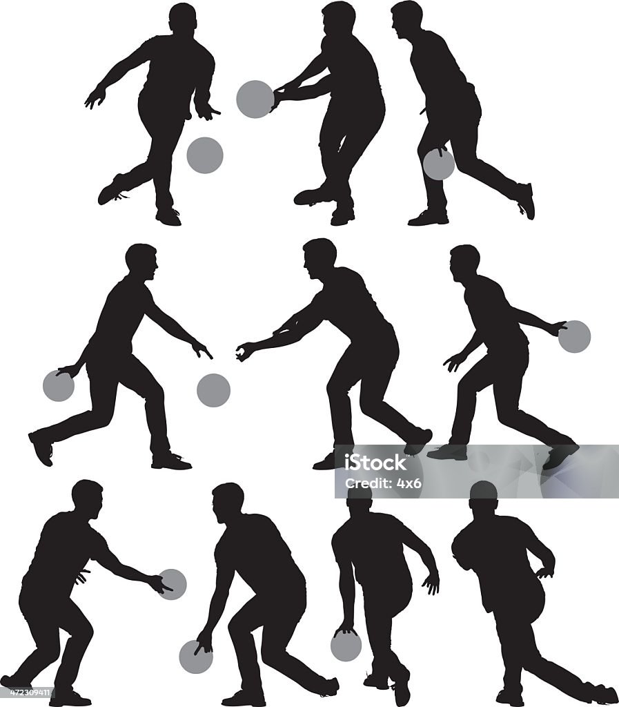 Plusieurs silhouettes d'hommes bowling - clipart vectoriel de Bowling libre de droits