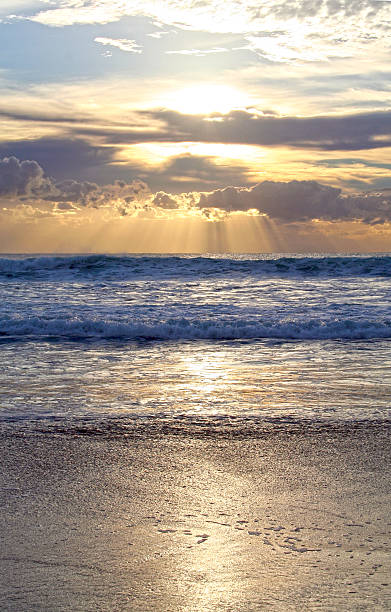 istock Gold Coast Surfers and Waves at Dawn 472316116