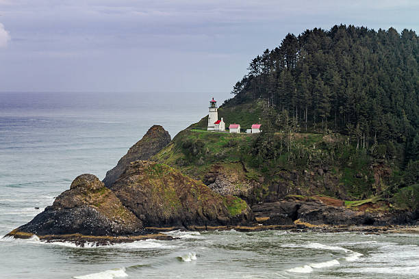 istock Heceta Head Historic Oregon Lighthouse 472322292