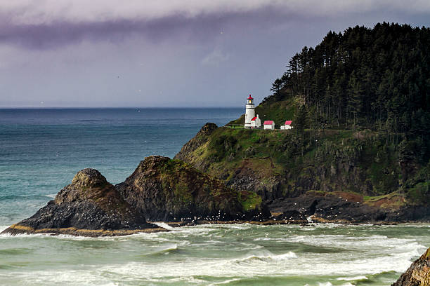 istock Heceta Head Historic Oregon Lighthouse 472322320