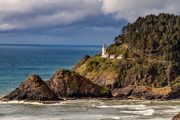 istock Heceta Head Historic Oregon Lighthouse 472322508