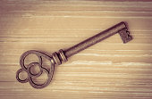 goldene-gelegenheit.jpg?b=1&s=170x170&k=20&c=ECgEYUDTT32_k7TvMrkFITSVM70CkI29CQTwf9l1vcs=
