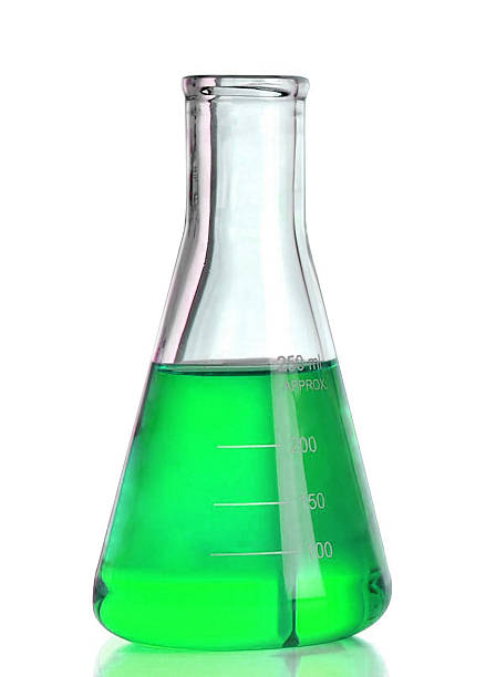 istock Chemical laboratory flask with green liquid 472359514