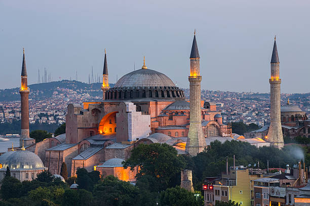 istock Blue Mosque and Hagia Sophia 472393102