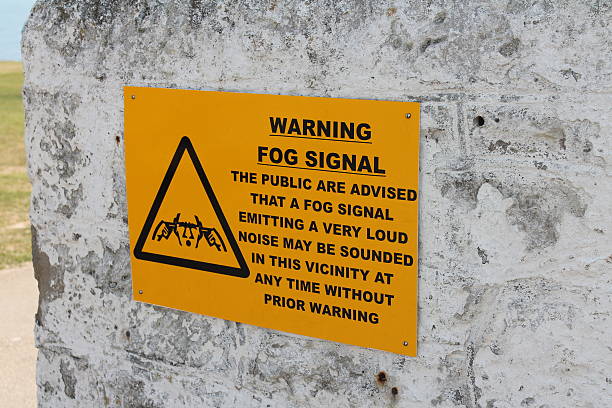 istock Fog signal warning sign 472403378