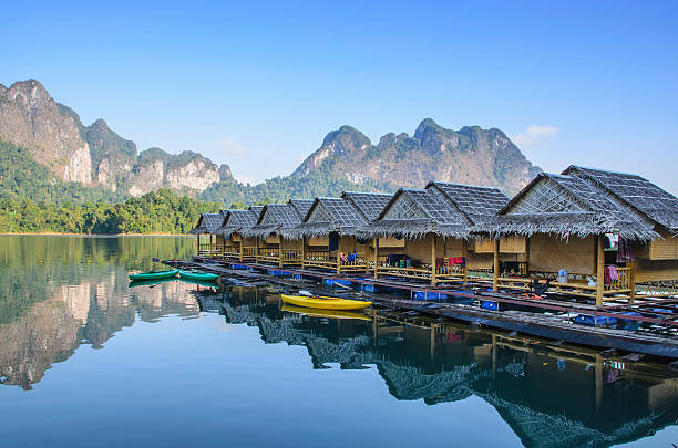 istock Raft house of mountain 472470056