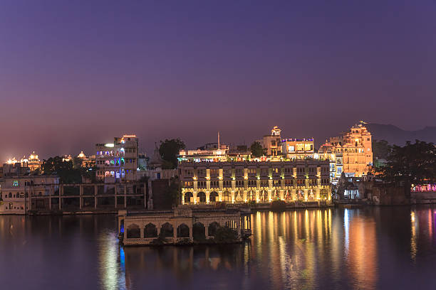 istock Twilight at lake Pichola 472472210
