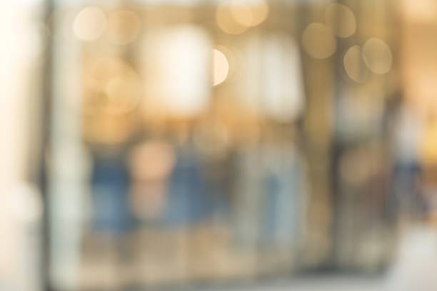 istock Shop. Store blur background with bokeh 472481224