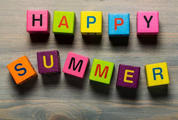 istock Calendar. Happy summer Text wood on background 472482476