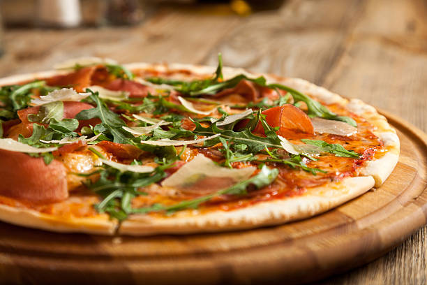 istock Italian pizza 