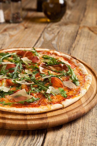 istock Italian pizza 