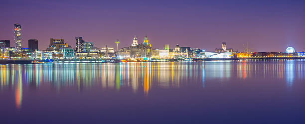 liverpool skyline - liverpool zdjęcia i obrazy z banku zdjęć